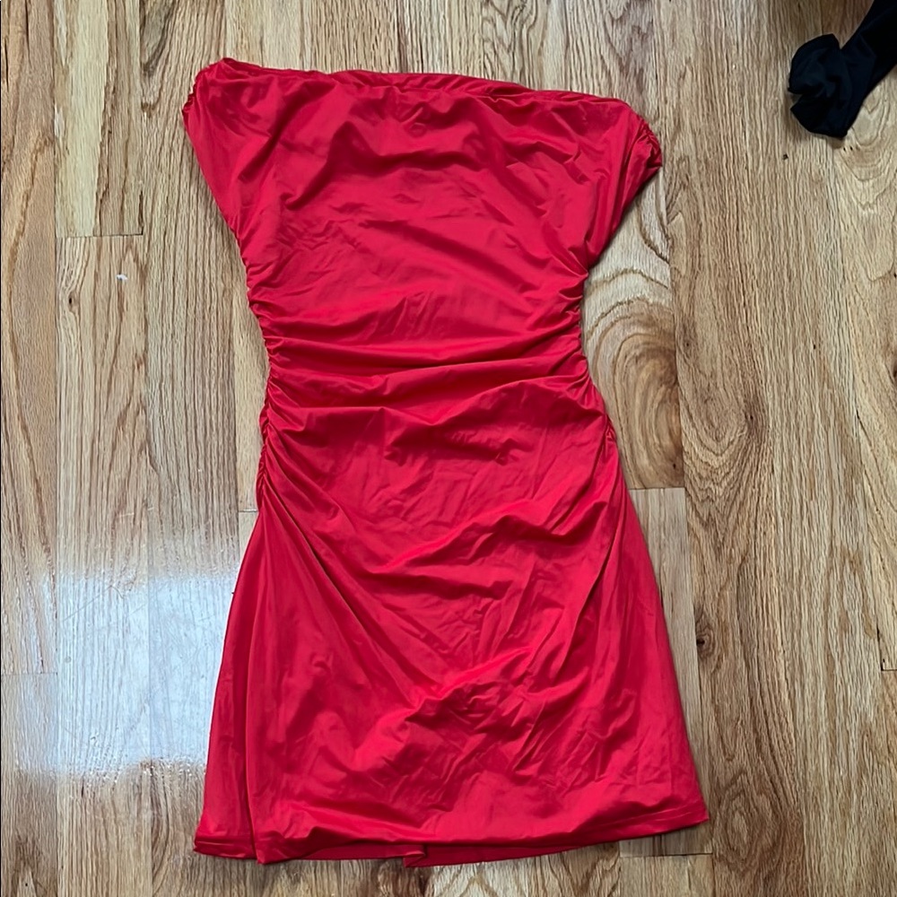 Elegant Red One-Shoulder Dress